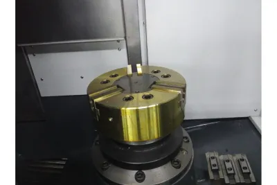 Фото JET JVL-135 CNC токарный станок с ЧПУ Siemens 828D (Fanuc 0i) в интернет-магазине ToolHaus.ru